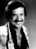 How tall is Sonny Bono?